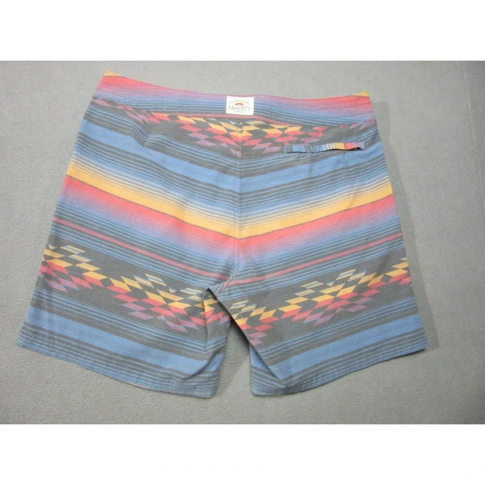 Faherty Board Shorts Mens Medium Multicolor Aztec Stripe Quick Dry Swim Trunks